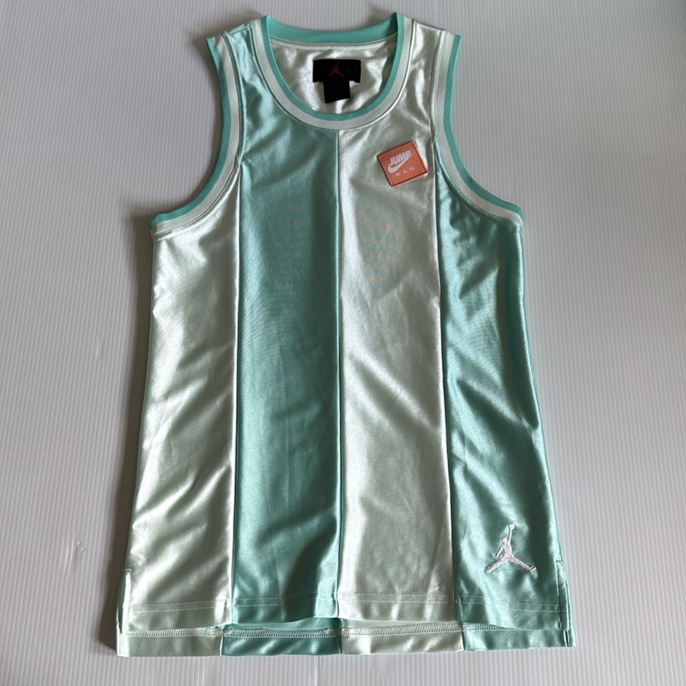 Air Jordan Mint Green Nike Jumpman Tank Top. Men’s XS